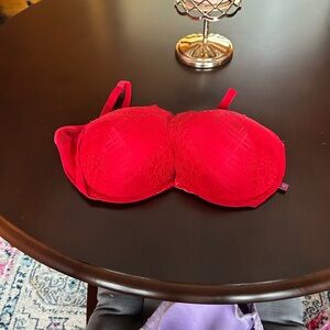 Victoria's Secret Vibrant Red Lace Bra